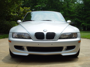 ///M Roadster